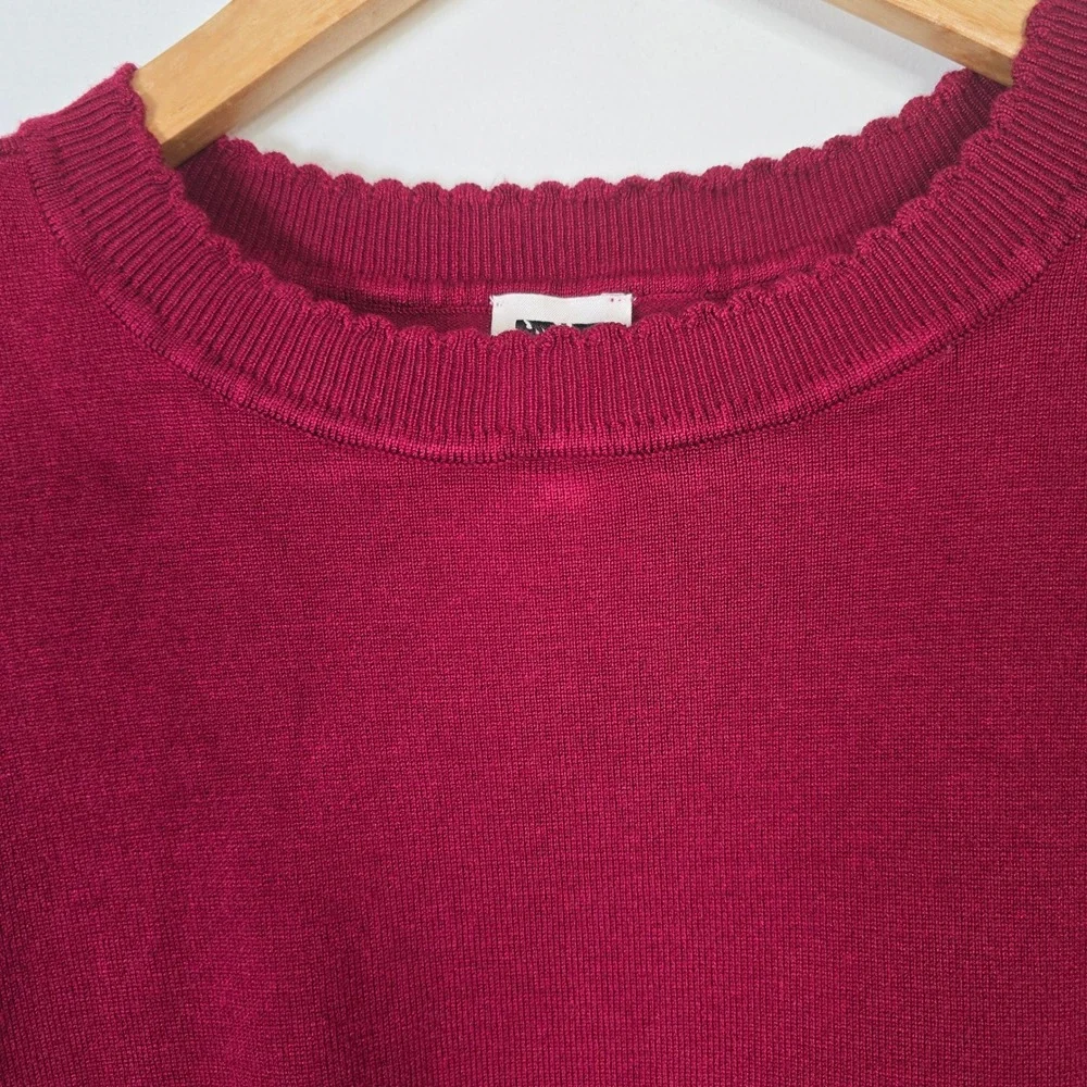Anne Klein Womens Burgundy Short Sleeve Sweater Scalloped Neck Gold Buttons M
